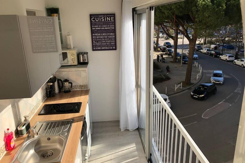 Grand studio cabine 30 m² centre ville, refait à neuf pour vous ! Climatisé La Grande Motte Extérieur photo
